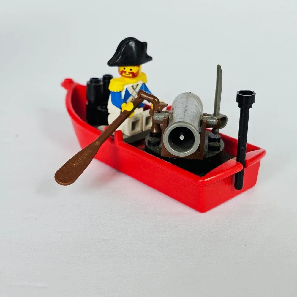 Vintage LEGO Pirates Imperial Soldiers Harbor Sentry 6245 Minifigure Retro 90s